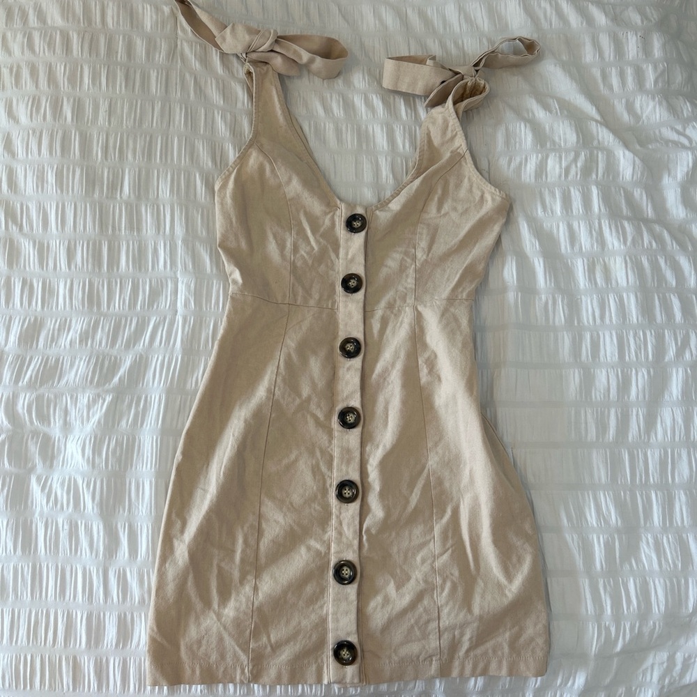 PrettyLittleThing Button Tie Strap Shift Dress size 0